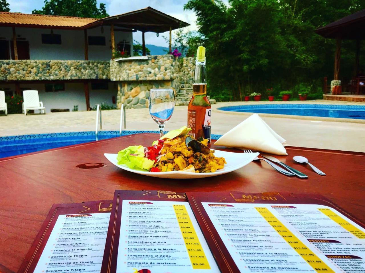 Hosteria Tierra Dorada Yantzaza Exteriér fotografie