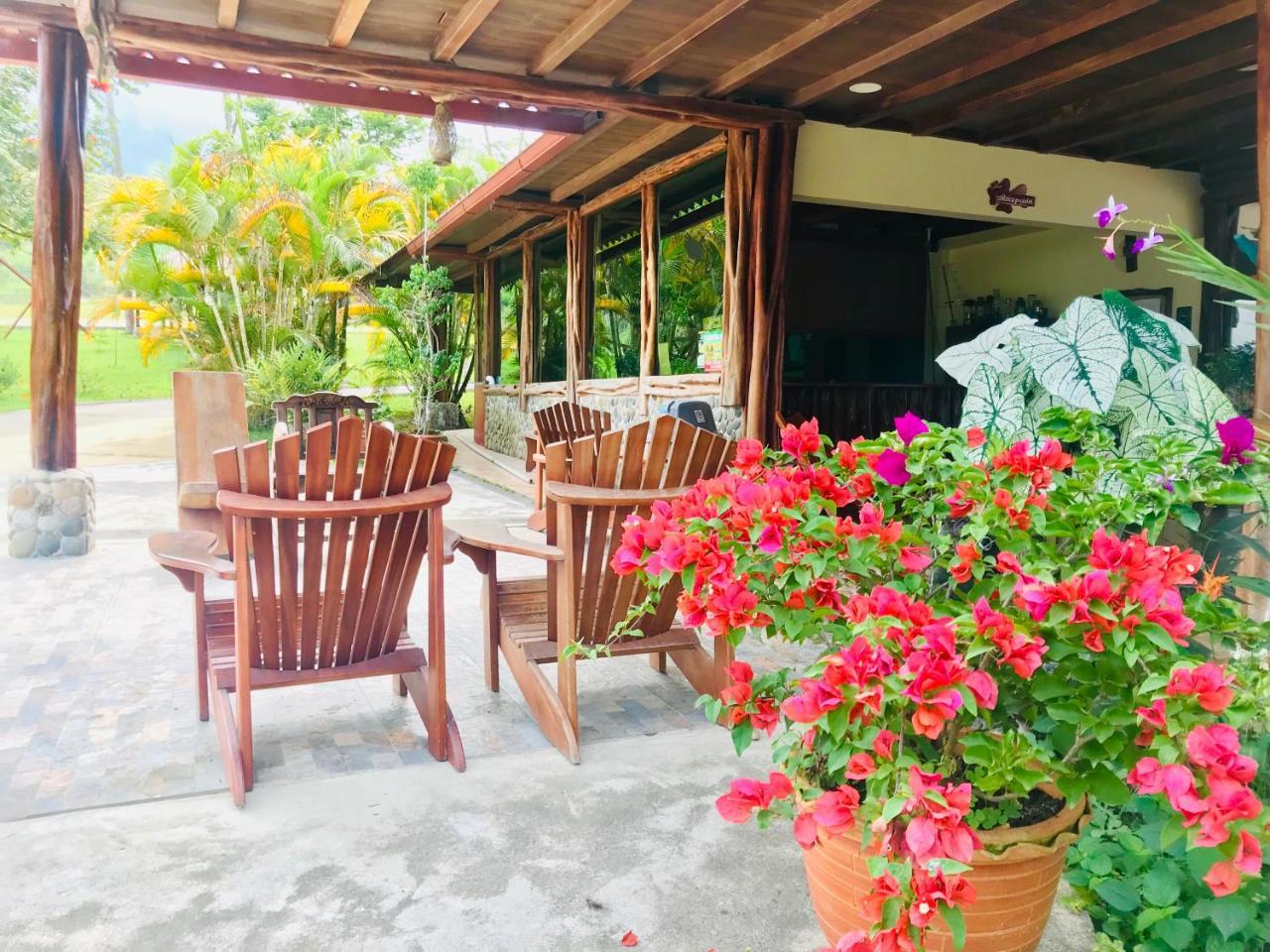 Hosteria Tierra Dorada Yantzaza Exteriér fotografie
