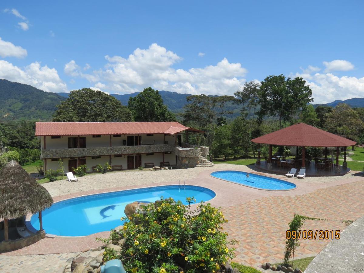 Hosteria Tierra Dorada Yantzaza Exteriér fotografie